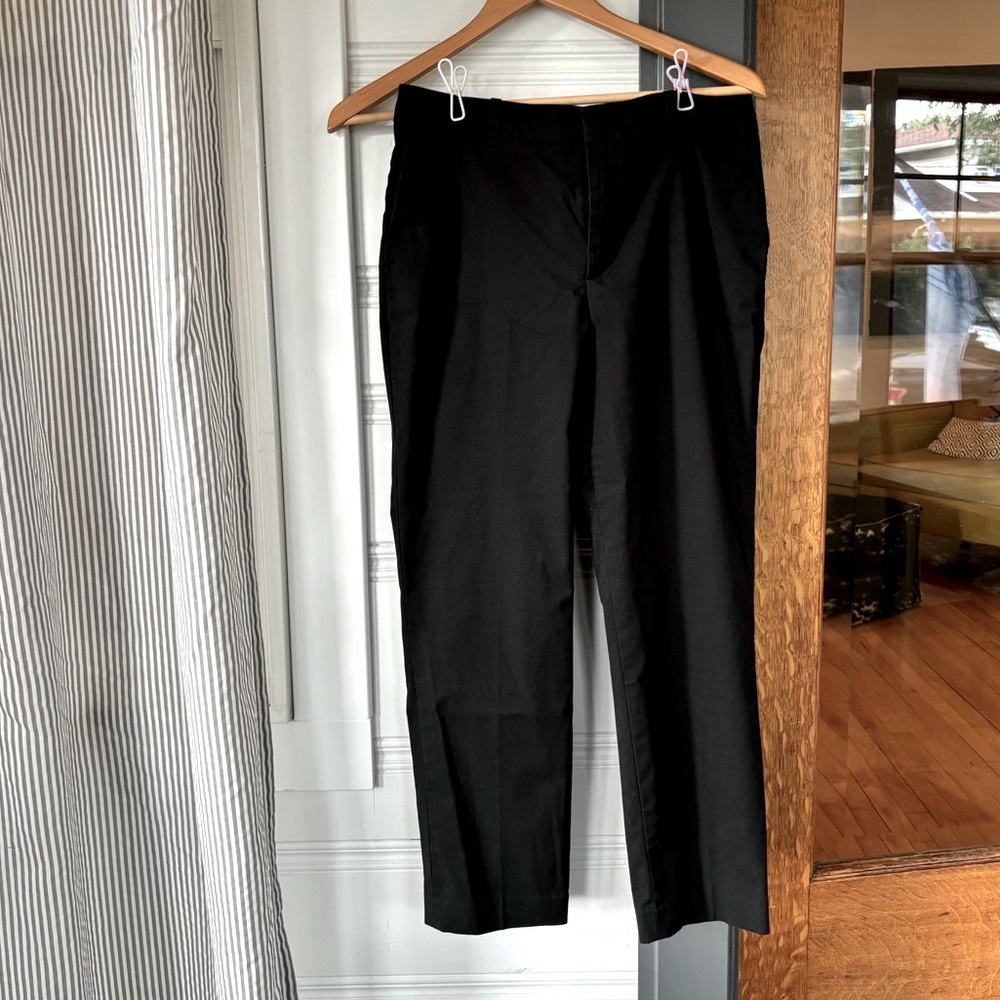 Uniqlo cropped pants with pockets size 8